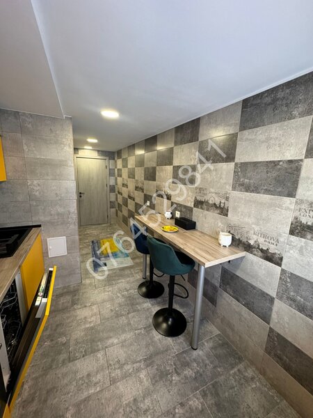 Ultracentral- lux, Bd. Unirii, la 1.5 km Piata Unirii, proaspat renovat.